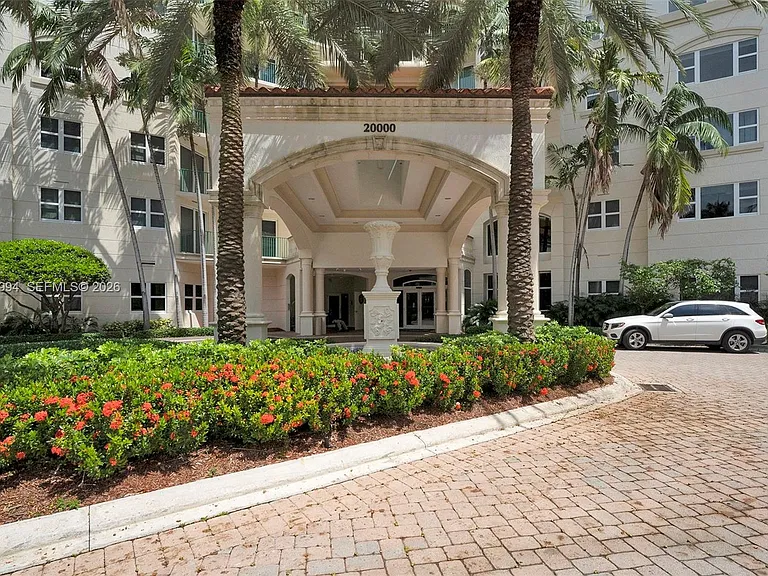 20000 Country Club Dr #6 — Photo 42