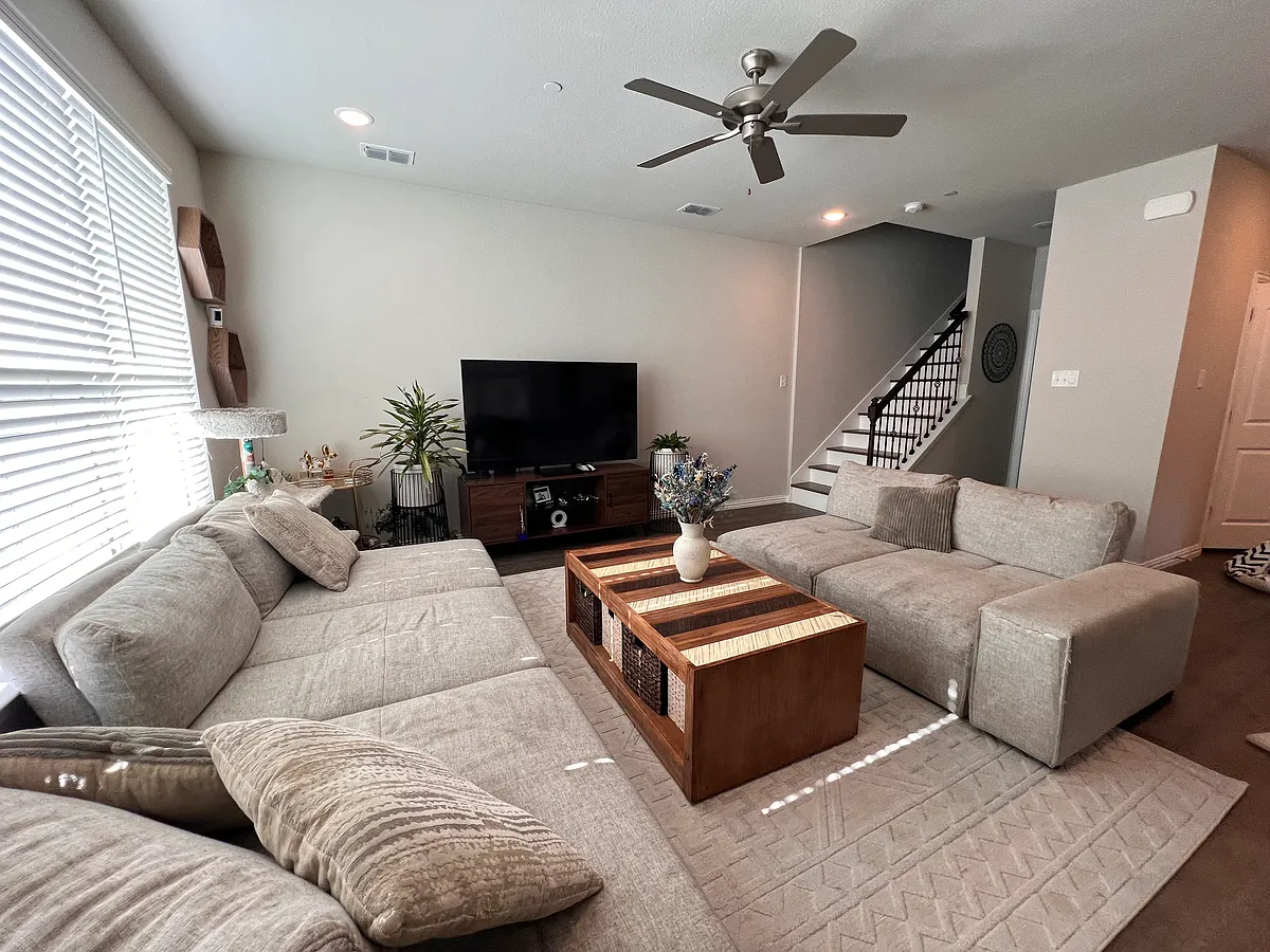 Building Photo - 2825 Appaloosa Ln #2825