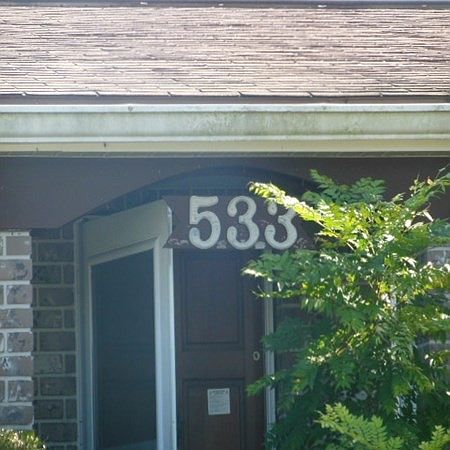2nd image of 533 Buckingham Ave