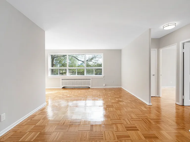 183 Berry Rd — Photo 3