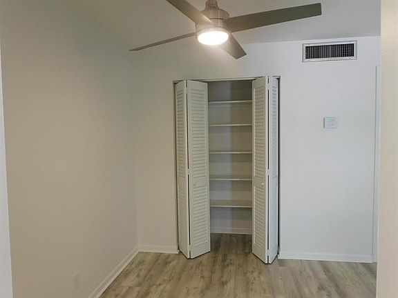 5th image of 640 SE 2nd Ave #211