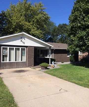 3rd image of 213 Ashley Ave