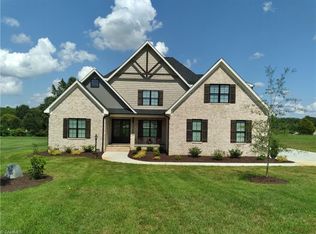 5702 Grey Wind Ct, Oak Ridge, NC 27310