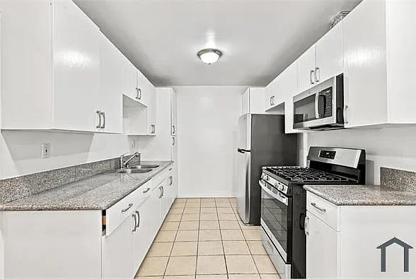 956 Elden Ave #G — Photo 6