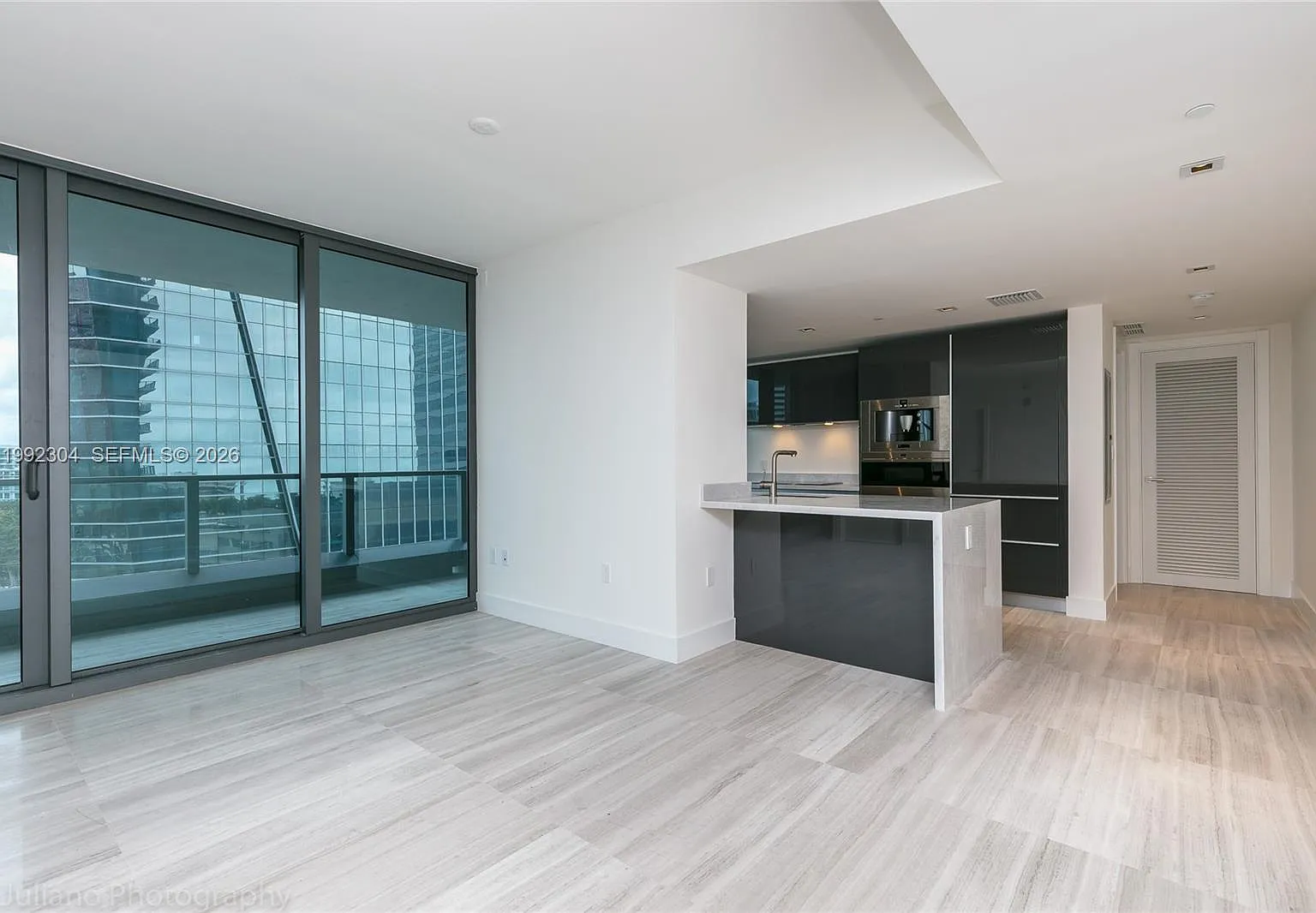 2 bed, 2.0 bath, 1355 sqft, $6,500 — Photo 2