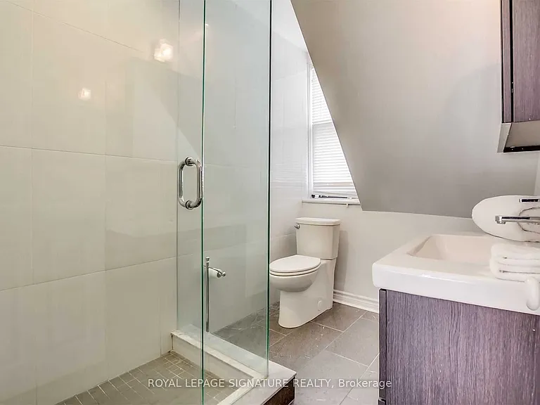 105 Gloucester St #3 — Photo 9
