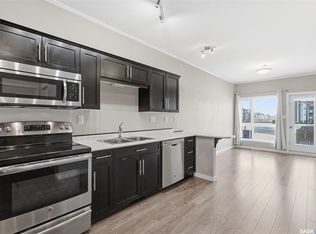 545 Hassard Clos #120, Saskatoon, SK S7L6V3