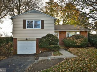 368 Rockledge Ave, Huntingdon Valley, PA 19006