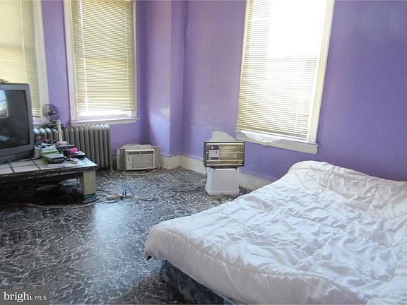 3rd image of 3266 Kensington Ave