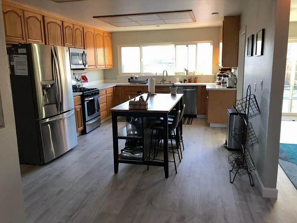 3191 Cecil Ave — Photo 1