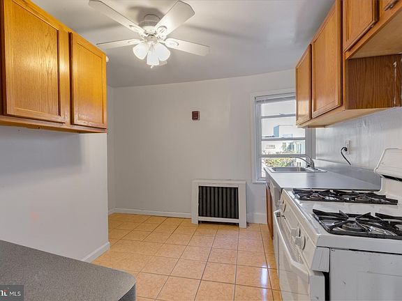 5th image of 339 Christian St #3