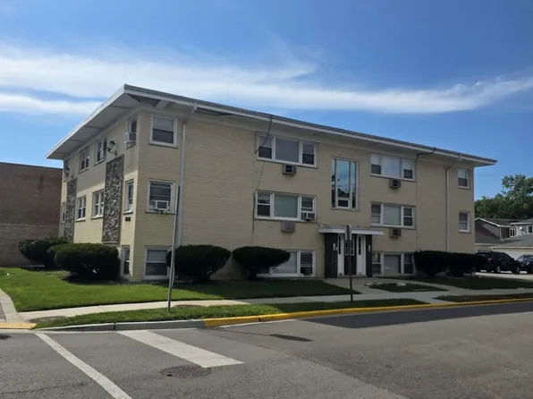 8636 Grand Ave APT 2A, River Grove, IL 60171