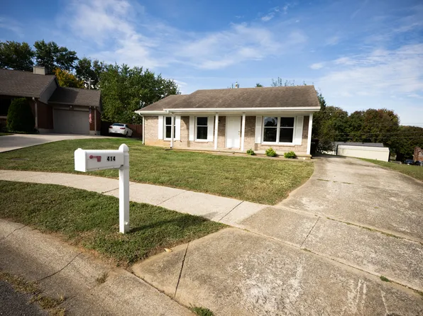 414 Winterberry Ct, Versailles, KY 40383