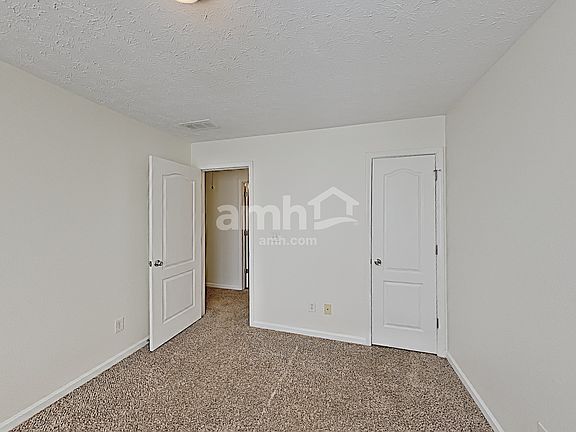 4th image of 1717 Anniston Dr