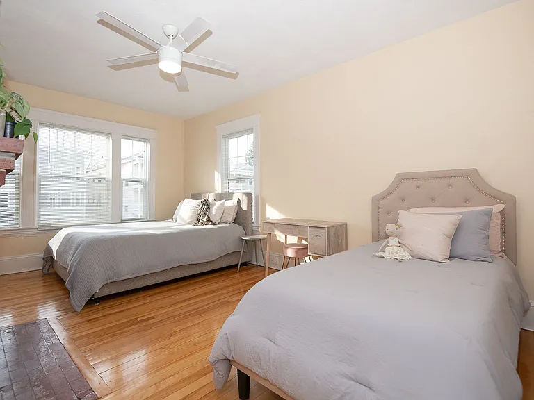 113 Elm St — Photo 16