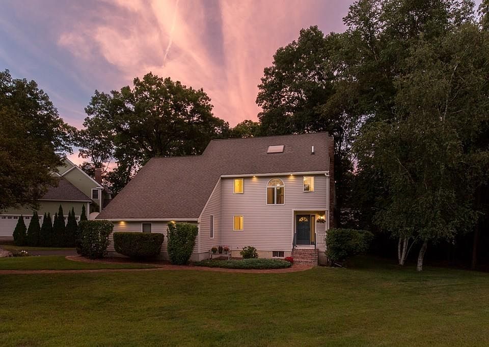 1st image of 21 Virginia Ln