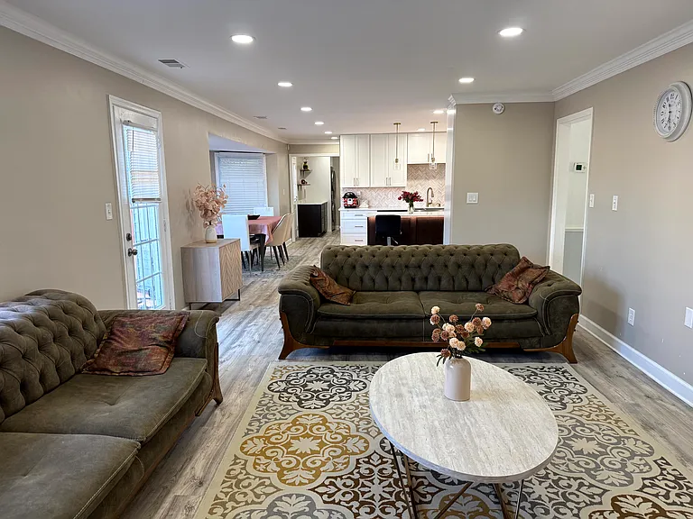 1609 Emmerton Ct — Photo 36