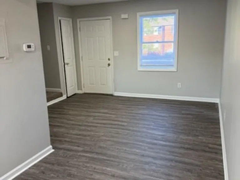 175 S Killarney Ln — Photo 3