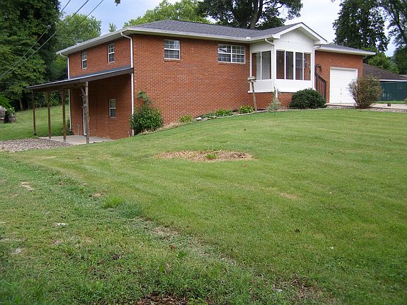 Front Lower Yard (from road)