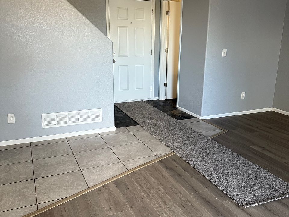2nd image of 7690 Pennsylvania Ct