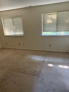 511 W Main St #27 — Photo 8