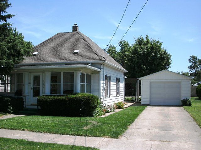 1st image of 824 N Tremont St