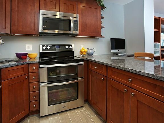 3rd image of 10 Rogers St APT 1103