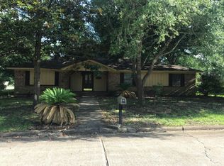 12935 Chestnut Ln, Beaumont, TX 77713