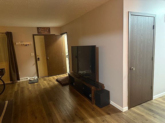 4th image of 3478 Spencer Ln
