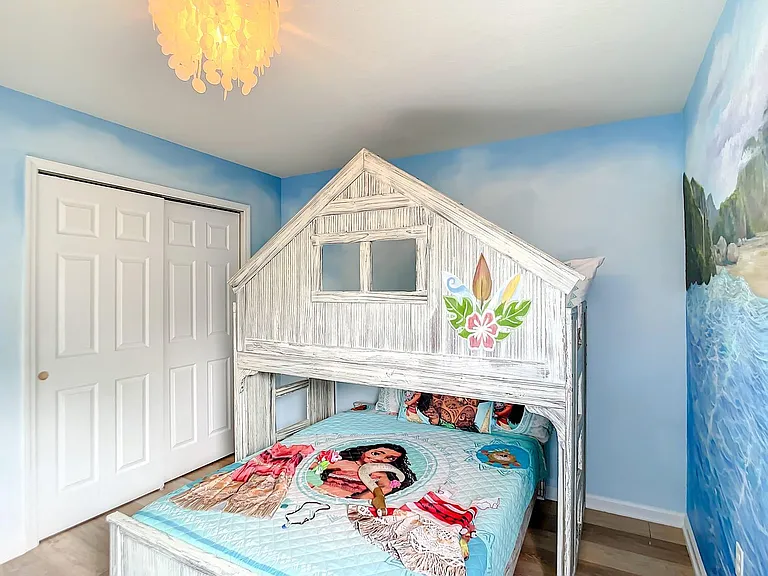 7809 Beechfield St — Photo 3