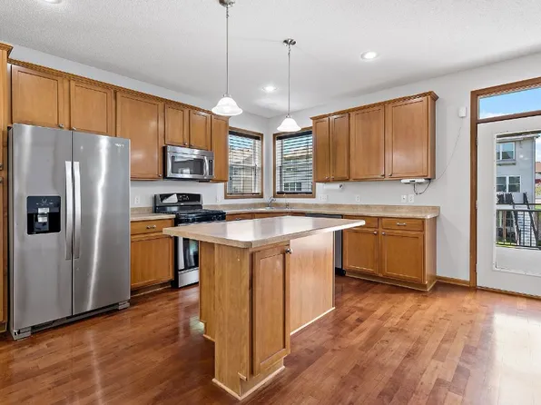 1788 Switchgrass Ct, Shakopee, MN 55379