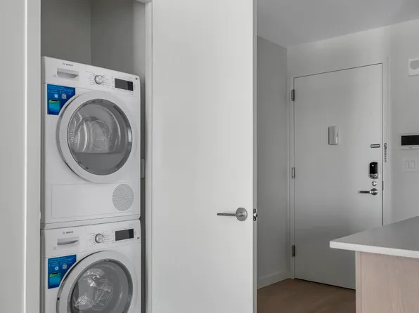 131-02 A 40th Road image 17 of 42