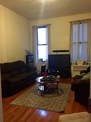 Rented by Pink Stone Realty LLC | media 27