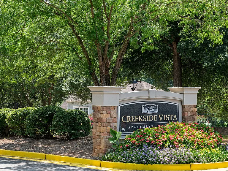 C195580_CreeksideVista_ENTERANCE_02