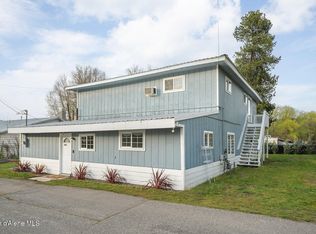 11102 N 4th St, Hauser, ID 83854