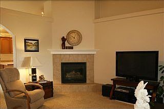4th image of 1415 Anny Dr W
