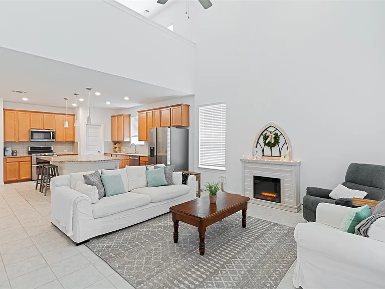 237 Sand Lily Ln — Photo 4