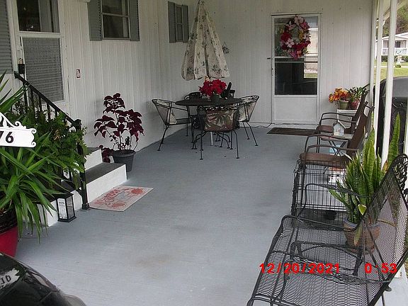 3rd image of 76 Crowell St