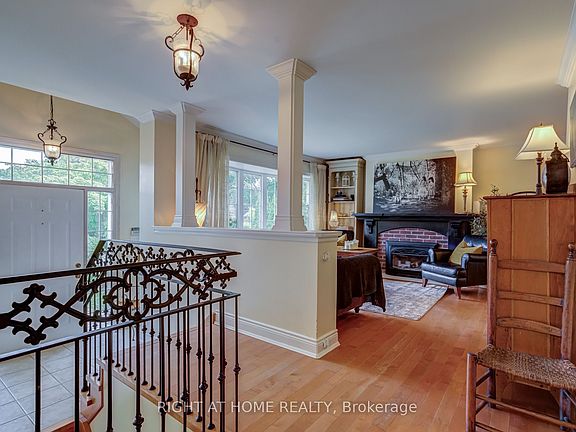 4th image of 1627 Rometown Dr