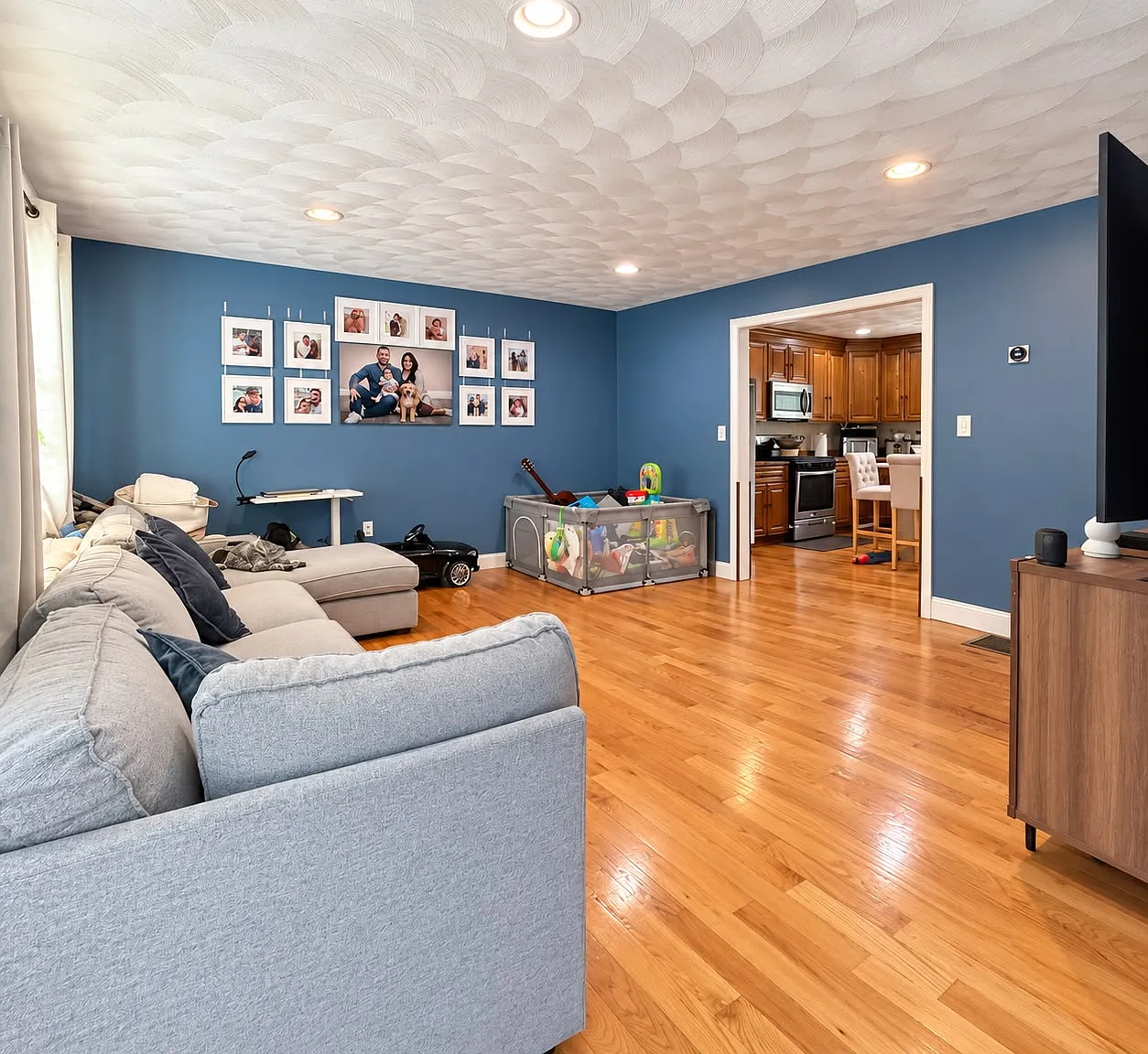2 bed, 1.5 bath, 1430 sqft, $2,800 — Photo 2
