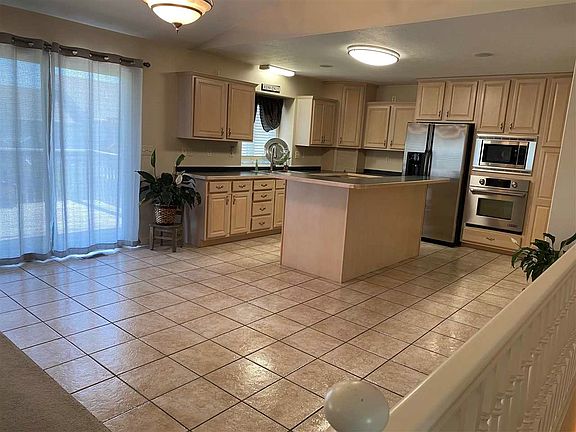 4th image of 6307 P Avenue Pl