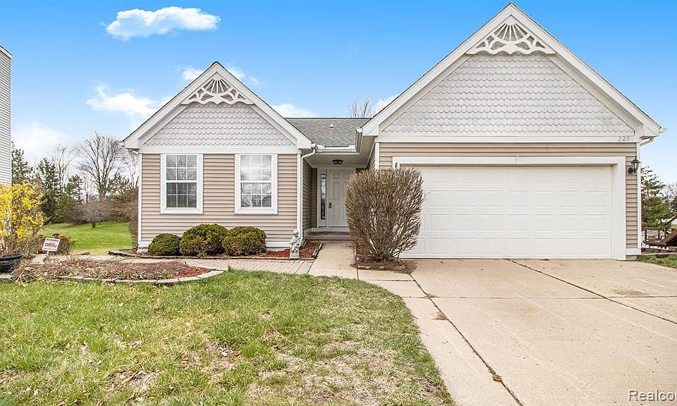 1st image of 228 Aberdeen Ct