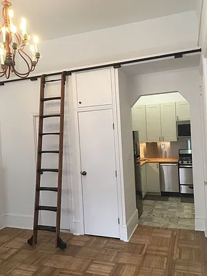 Rented by Kain Realty | media 18