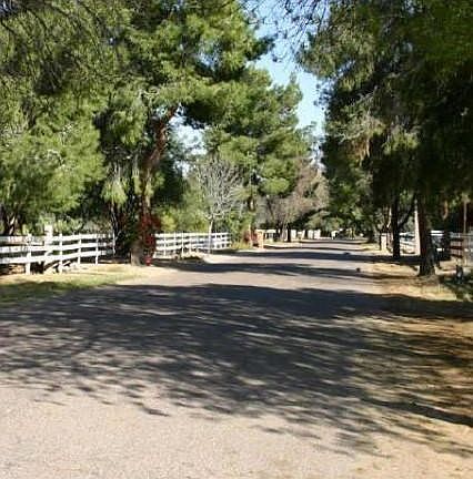 white picket fences
