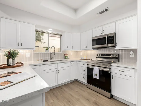 8829 S 51ST Street #3, Phoenix, AZ 85044