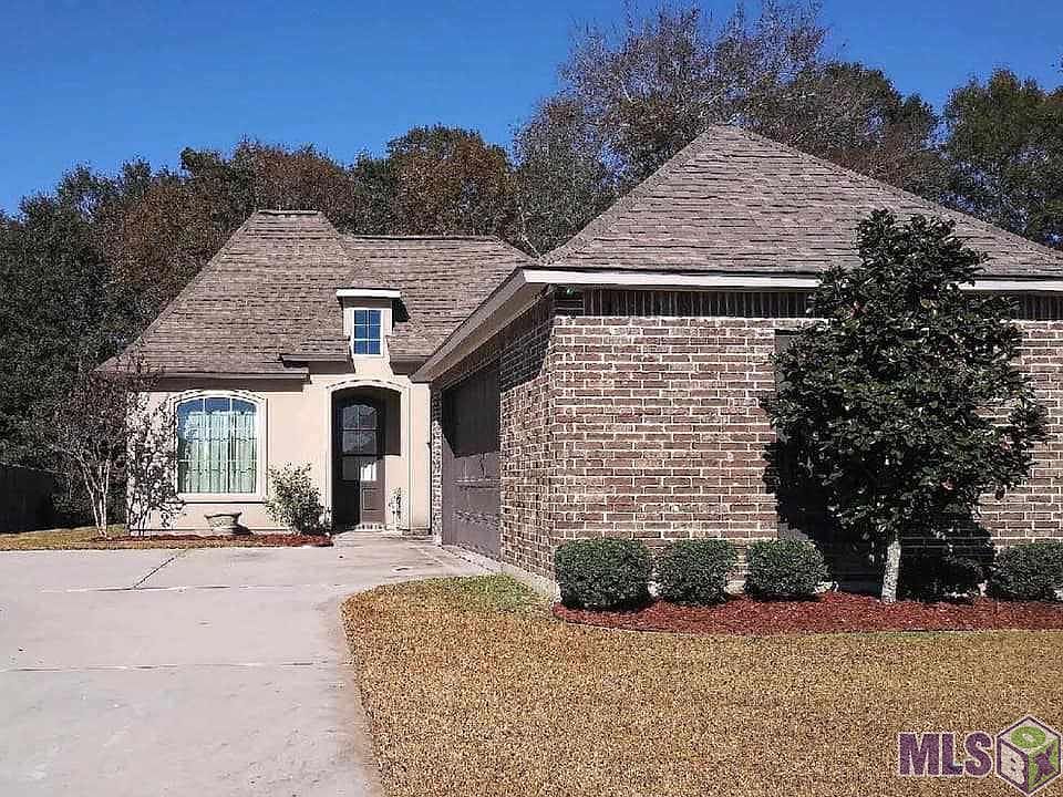 1st image of 8933 Highland Oaks Ave