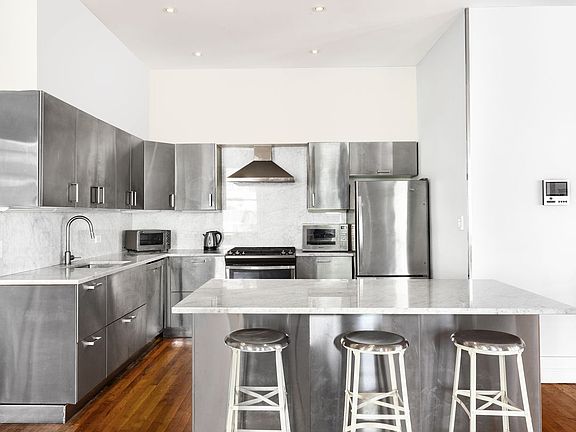 5th image of 840 Broadway APT 7