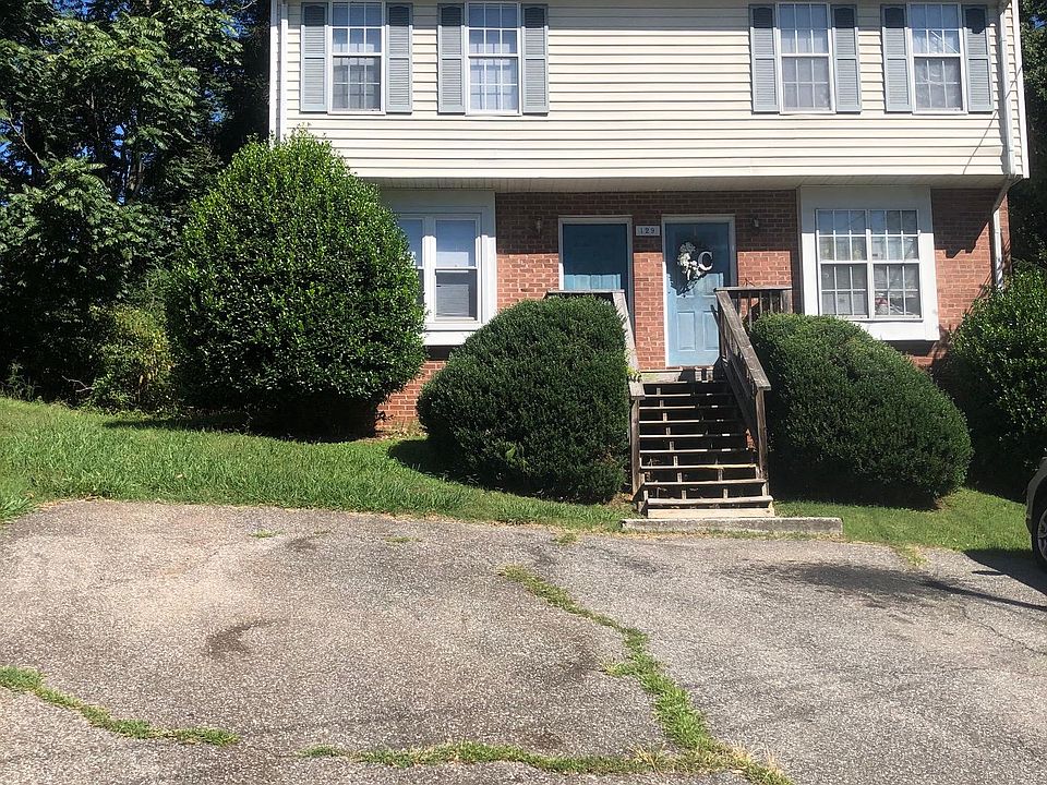 1st image of 129 Water Gate Dr #A