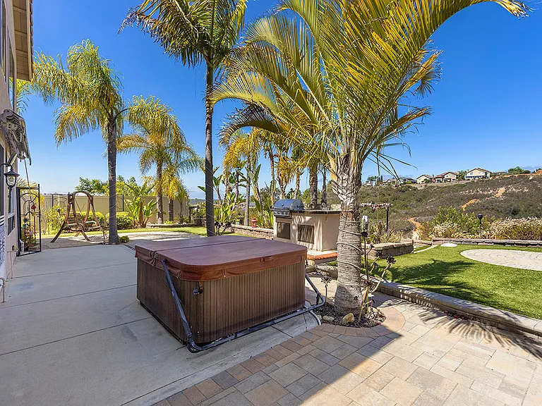 12304 Dormouse Rd — Photo 40