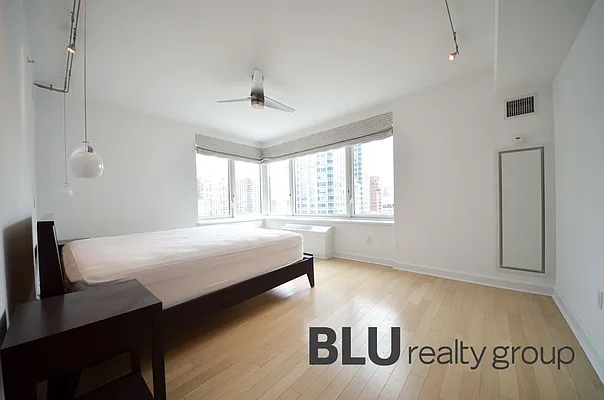 Rented by BLU Real Estate | media 33